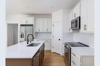 11001 Sage Street, Jonestown, TX 78645 - Photo 5