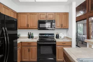 4711 Spicewood Springs Rd, Austin, TX 78759 - Photo 9