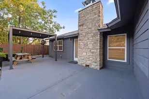 2008 Carriage Park Ln, Austin, TX 78727 - Photo 13