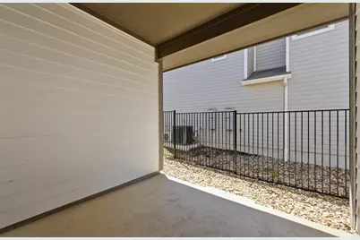 8401 Orizzonte Street, Austin, TX 78744 - Photo 23