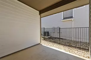 8401 Orizzonte St, Austin, TX 78744 - Photo 23
