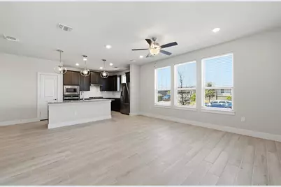8401 Orizzonte Street, Austin, TX 78744 - Photo 5