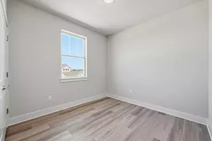 8401 Orizzonte St, Austin, TX 78744 - Photo 21