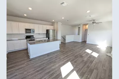 8304 Mandela Bend, Austin, TX 78744 - Photo 3