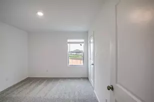 414 Sebring Cir, Hutto, TX 78634 - Photo 17