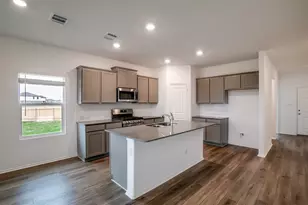 414 Sebring Cir, Hutto, TX 78634 - Photo 7