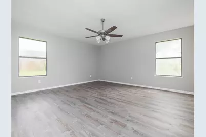 2707 North Drive, Taylor, TX 76574 - Photo 31