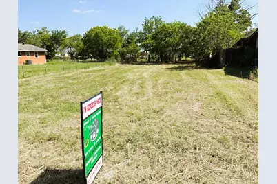 104 W Burton Street, Manor, TX 78653 - Photo 9