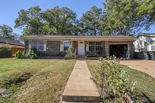 509 N Hill St, Caldwell, TX 77836 - Photo 27