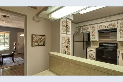 509 N Hill Street, Caldwell, TX 77836 - Photo 9