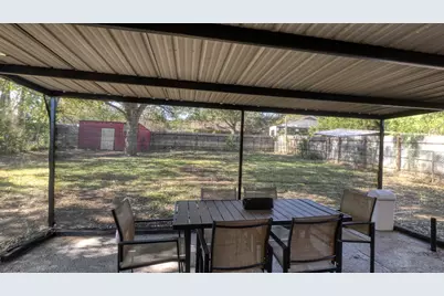 509 N Hill Street, Caldwell, TX 77836 - Photo 31
