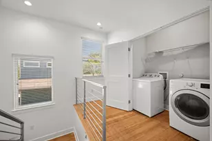 1003 Valdez St, Austin, TX 78741 - Photo 7