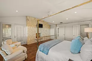 1005 Challenger, Lakeway, TX 78734 - Photo 15
