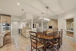 1005 Challenger, Lakeway, TX 78734 - Photo 11