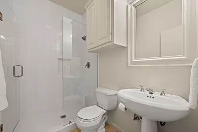 1005 Challenger, Lakeway, TX 78734 - Photo 27