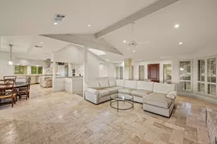 1005 Challenger, Lakeway, TX 78734 - Photo 7
