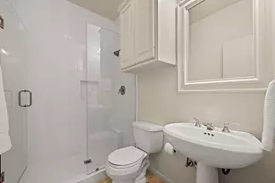 1005 Challenger, Lakeway, TX 78734 - Photo 25