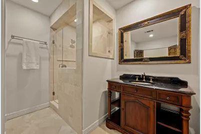 1005 Challenger, Lakeway, TX 78734 - Photo 29