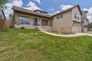 10129 Longhorn Skyway, Dripping Springs, TX 78620 - Photo 3