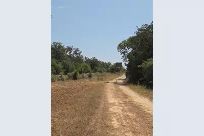 4879 Hwy 36 Highway, Milano, TX 76556 - Photo 15