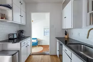 1028 E 43rd St, Austin, TX 78751 - Photo 15