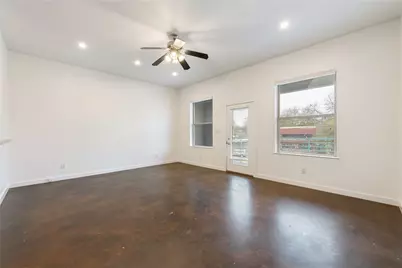 2601 E 7th Street #203, Austin, TX 78702 - Photo 7