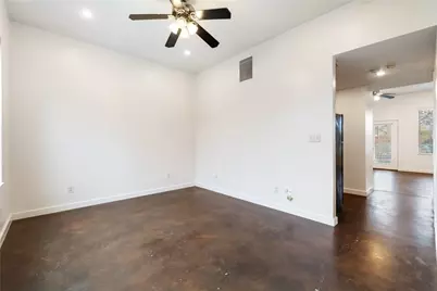 2601 E 7th Street #203, Austin, TX 78702 - Photo 15