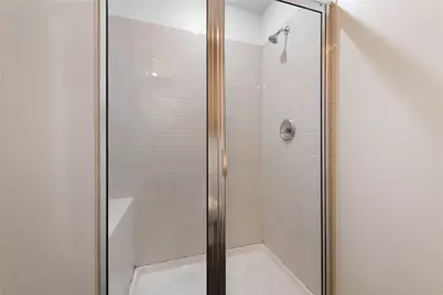 2601 E 7th Street #203, Austin, TX 78702 - Photo 21