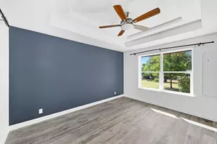 1904 Cedar Ridge Dr, Austin, TX 78741 - Photo 19