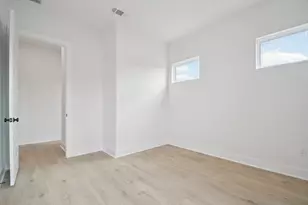 1660 Cardinal Ln, Round Rock, TX 78681 - Photo 11