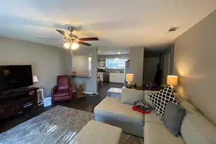 1305 E Main St, Round Rock, TX 78664 - Photo 5