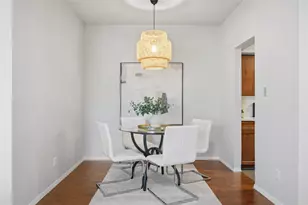 1509 W 39 1/2 St, Austin, TX 78756 - Photo 9