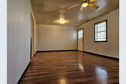 501 N Burnet Street, Manor, TX 78653 - Photo 5