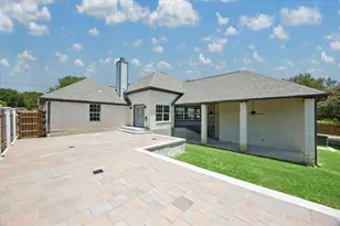 321 Quarry Springs Dr, San Marcos, TX 78666 - Photo 19