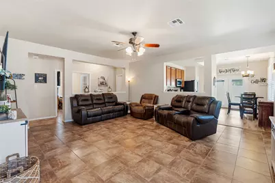 506 Glacier Point Trail, Taylor, TX 76574 - Photo 5