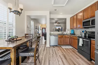 506 Glacier Point Trail, Taylor, TX 76574 - Photo 9