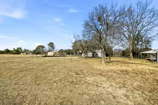 306 Starview Dr, Georgetown, TX 78628 - Photo 29