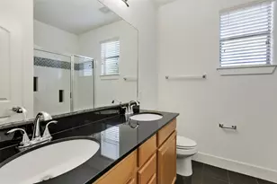 13420 Lyndhurst St, Austin, TX 78729 - Photo 19