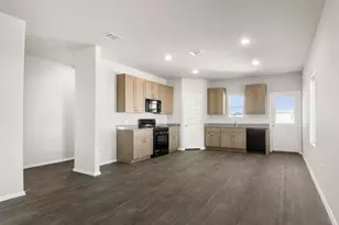 112 Bountiful Ln, Elgin, TX 78621 - Photo 15