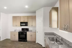 112 Bountiful Ln, Elgin, TX 78621 - Photo 19