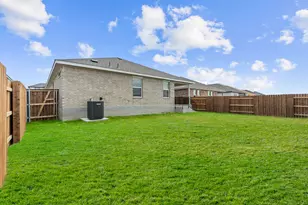 1836 Dandy Brush Dr, Leander, TX 78641 - Photo 37