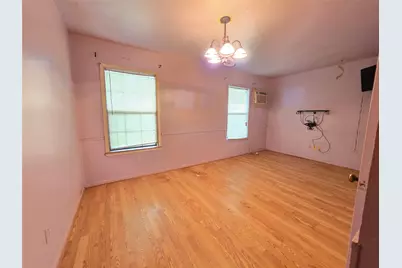 1203 Highland Avenue, Rockdale, TX 76567 - Photo 7