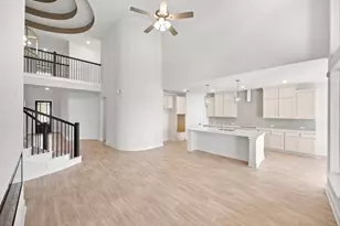 8105 Royal Mint Cv, Lago Vista, TX 78645 - Photo 5