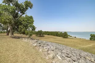 3745 Co Rd 428, Granger, TX 76530 - Photo 35
