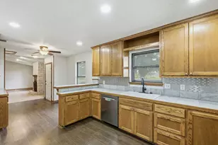 900 Co Rd 474, Elgin, TX 78621 - Photo 11