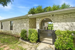 900 Co Rd 474, Elgin, TX 78621 - Photo 23