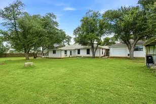 900 Co Rd 474, Elgin, TX 78621 - Photo 33