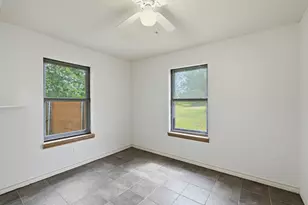 900 Co Rd 474, Elgin, TX 78621 - Photo 17