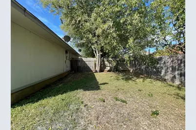 606 Country Aire Drive #B, Round Rock, TX 78664 - Photo 15