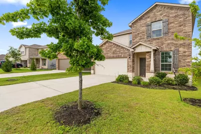457 Bedford Falls Lane, Jarrell, TX 76537 - Photo 3